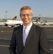Gönnt den Flughafenanwohnern keine ruhige Nacht: Fraport-Chef Dr. Stefan Schulte, Foto: Fraport AG